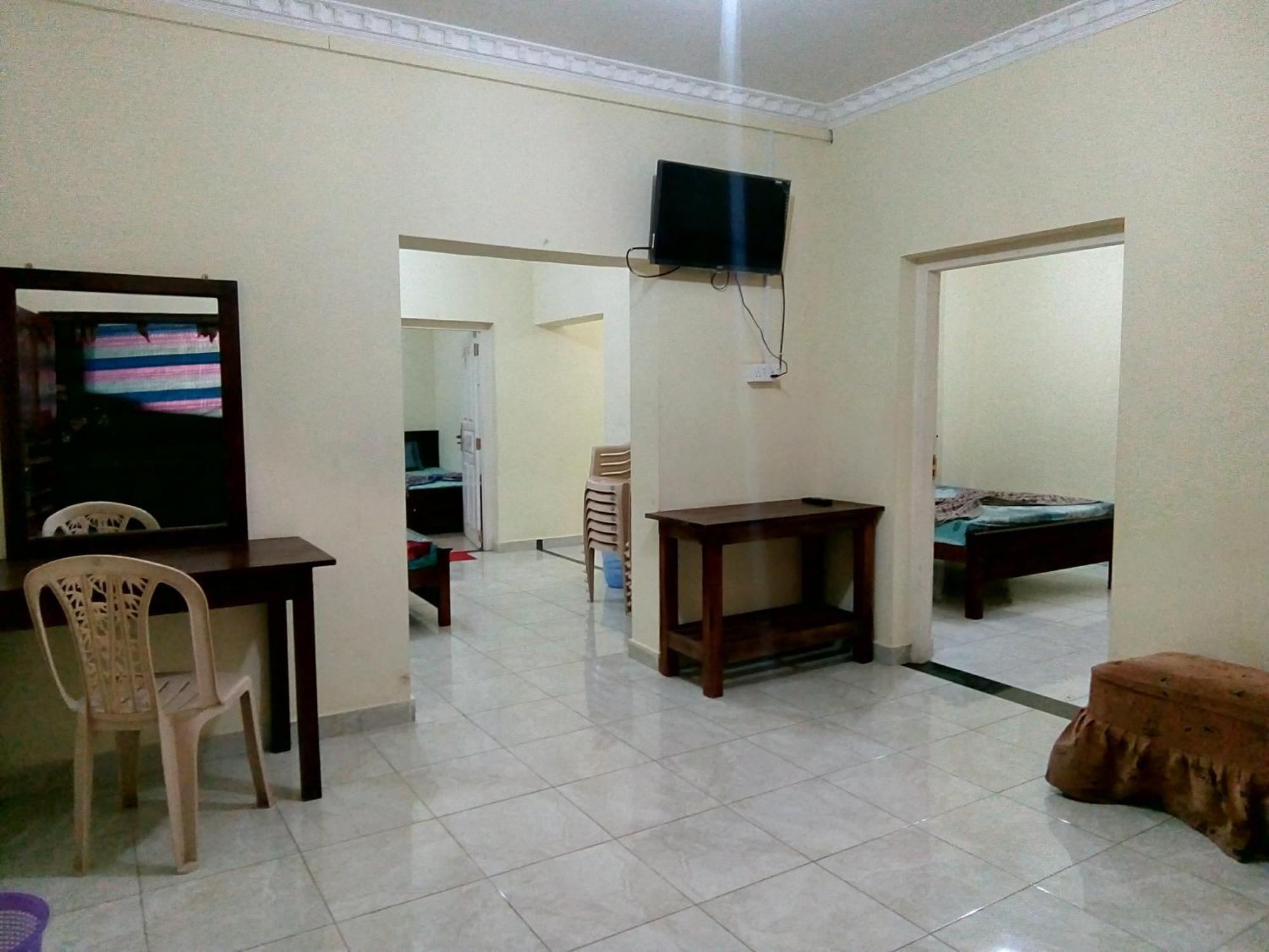 Sri Krishna Bhavan Hotel Hatton Camera foto