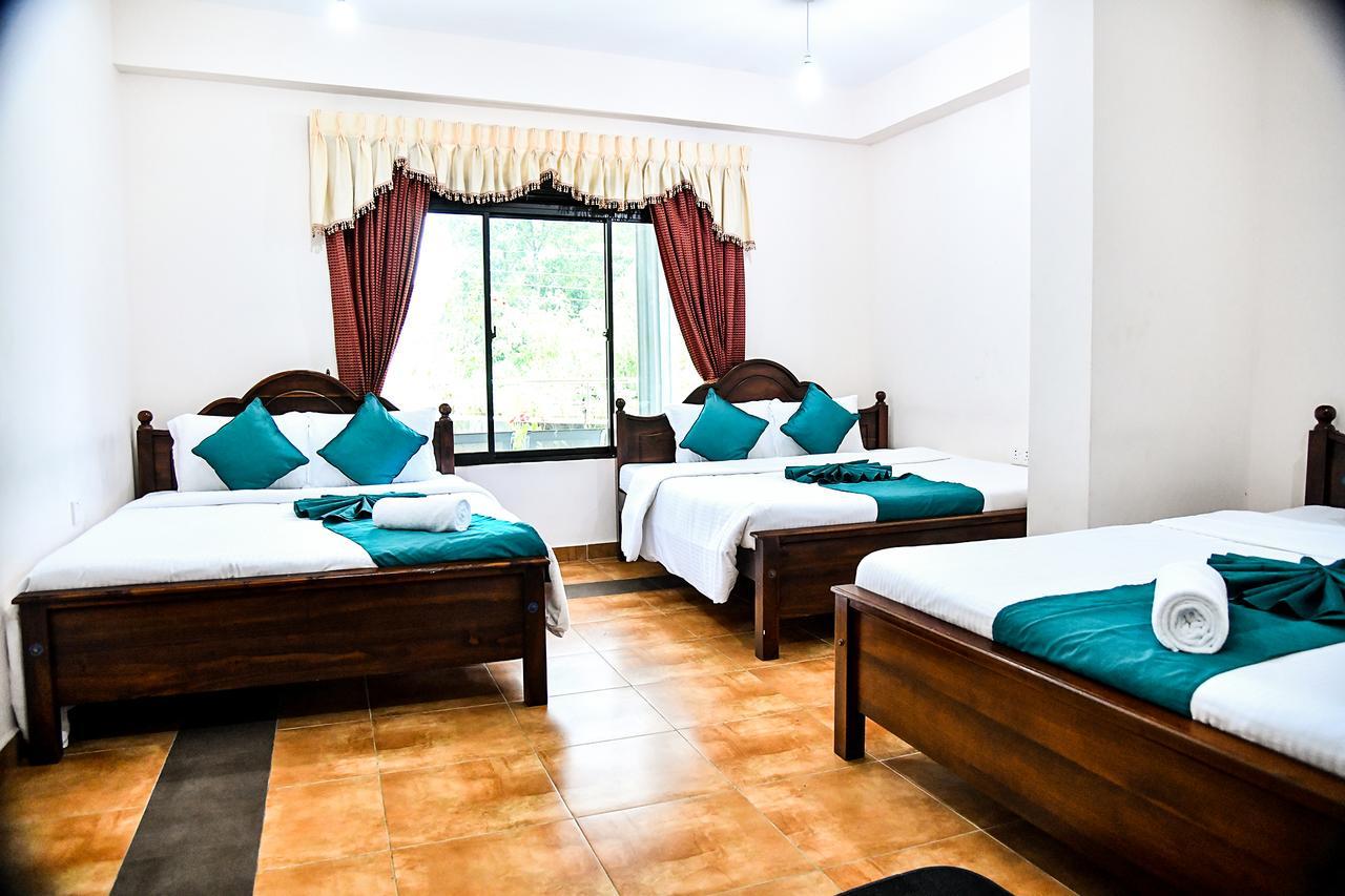 Sri Krishna Bhavan Hotel Hatton Esterno foto